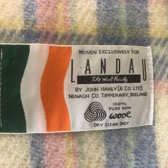 John HANLY Landau Made in Ireland wall small blanket, throw, scarf ￼ Cream, blue - Picture 2 of 5